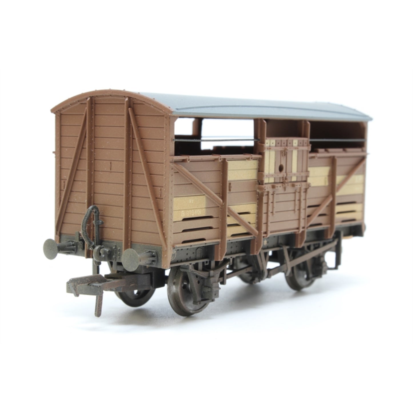 Bachmann OO Gauge 8 Ton Cattle Wagon BR Bauxite