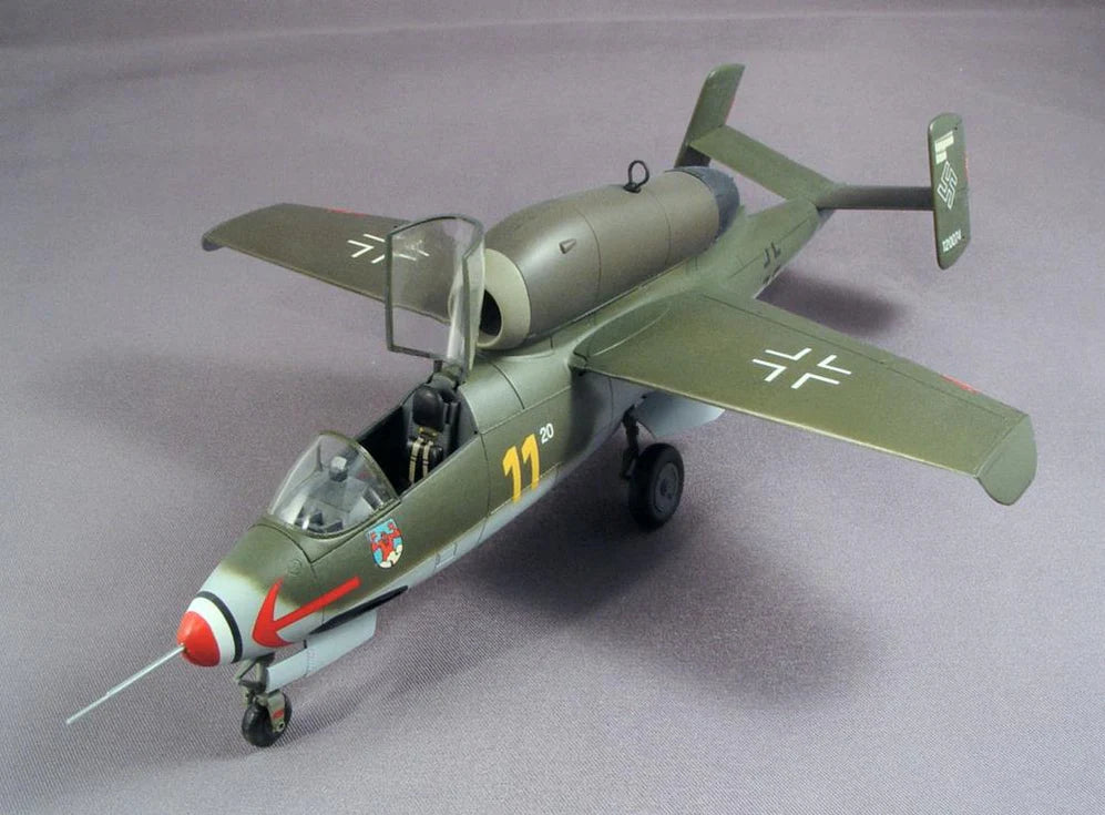 Tamiya Heinkel He162 A-2 "Salamander 1/48