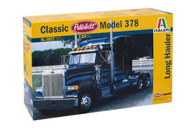 Classic Peterbilt Model 378 Long Hauler 1/24