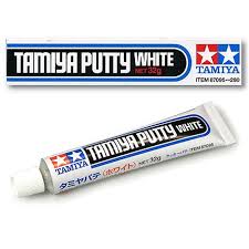 Tamiya white Type Putty 32g
