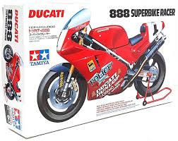 Ducati 888 Superbike Racer 1/12