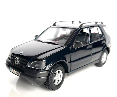 Maisto Mercedes-Benz ML 320 1:24