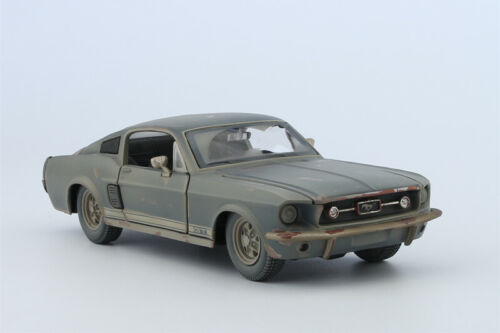 Maisto old friends 1967 Ford mustang GT 1/25